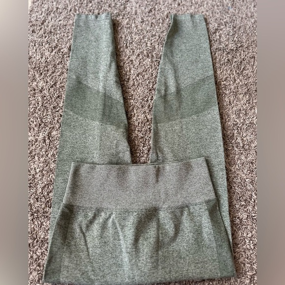 Women’s Victoria’s Secret PINK! ACTIVE Workout Legging Size Small - Picture 2 of 10